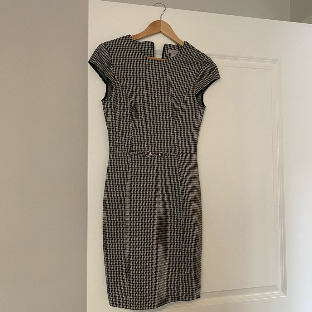 H&M dress! Perfect for office/interview!